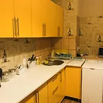 Street Hostel *